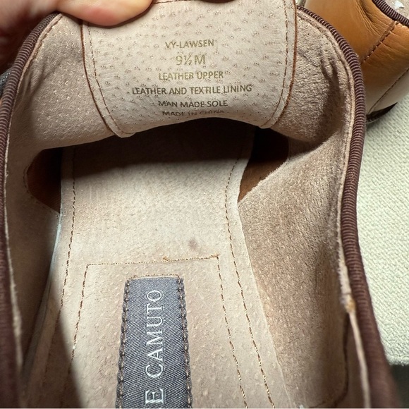 Vince Camuto Brown Leather Oxfords with Polished Finish - Picture 9 of 9